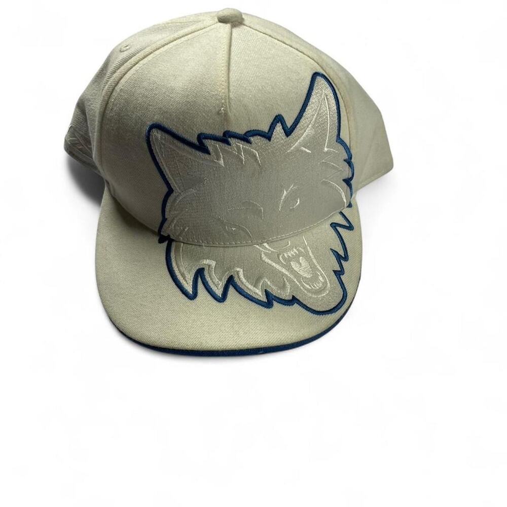 Vintage minnesota timberwolves fitted hat